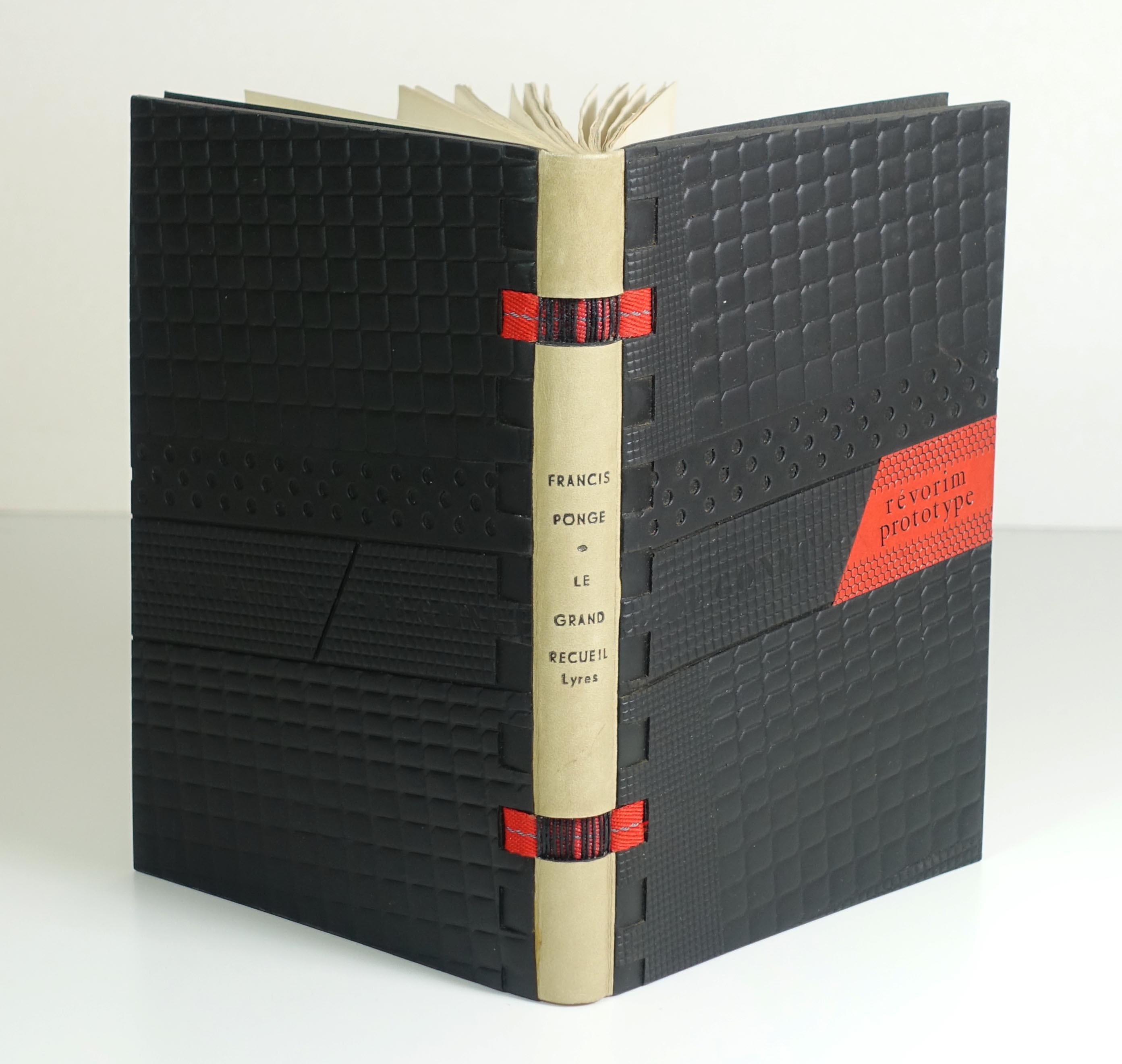 PONGE Francis Le grand recueil. Lyres. Gallimard, Nrf, 1961. In-8 reliure Révorim Protoype signée et numérotée par Jean de Gonet, couverture et dos conservés, 182 p. Edition originale. L